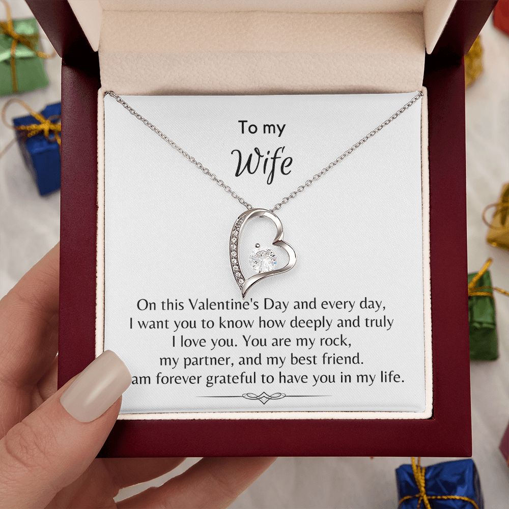 To My Wife - Forever Love Necklace [Valentine's Day Exclusive]