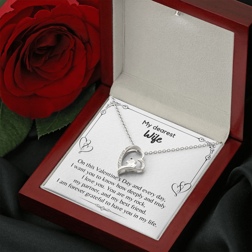 To My Wife - Forever Love Necklace [Valentine's Day Exclusive]
