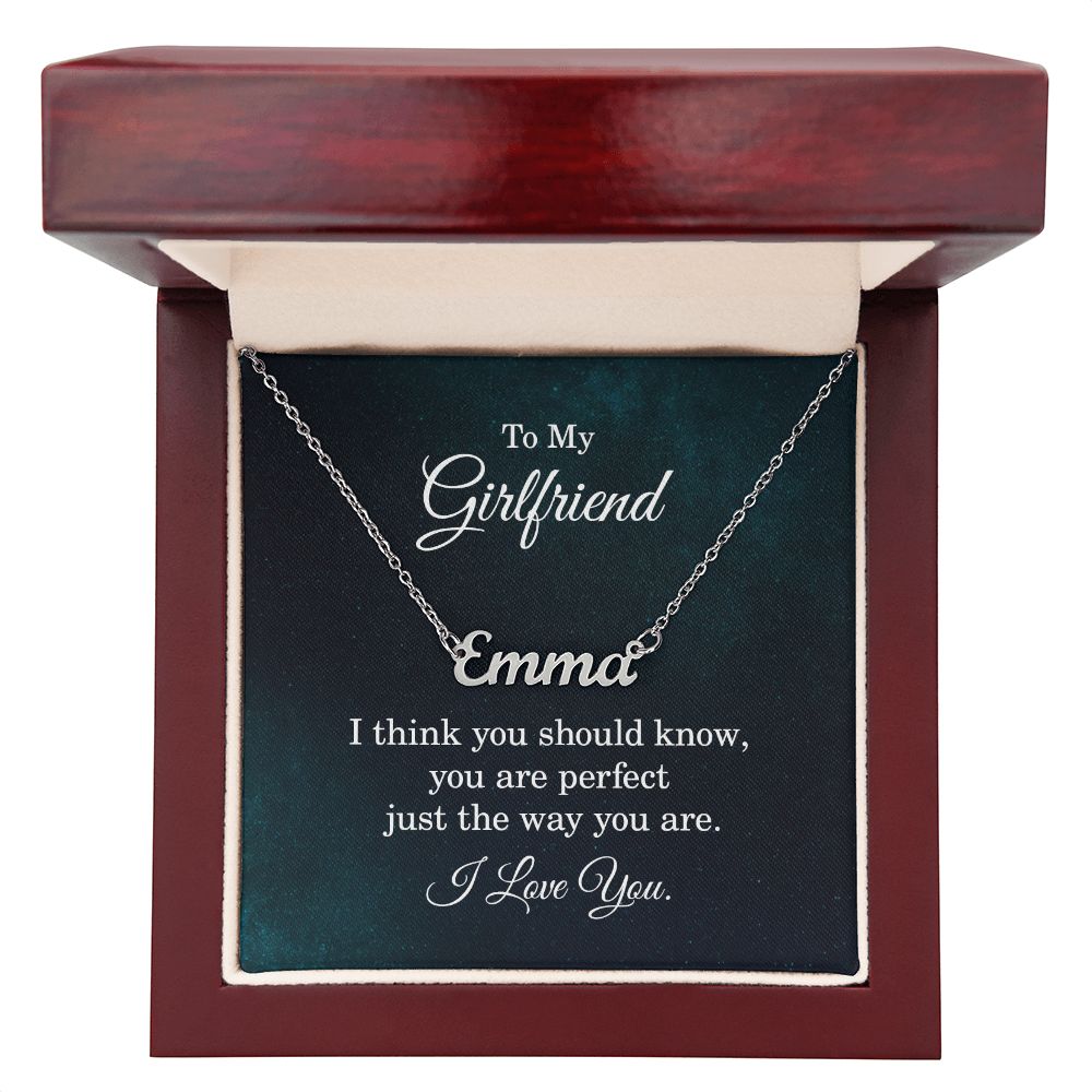 To My Girlfriend - Name necklace